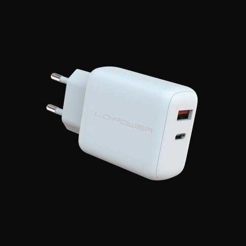 LC-POWER USB charger 110-240V for USB-C/USB-A devices 45W