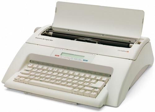 Olympia Carrera de luxe MD typewriter